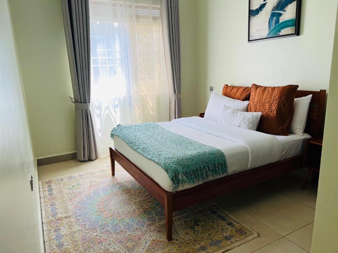 Alsander Homes Peach Bweyogerere Bagian luar foto
