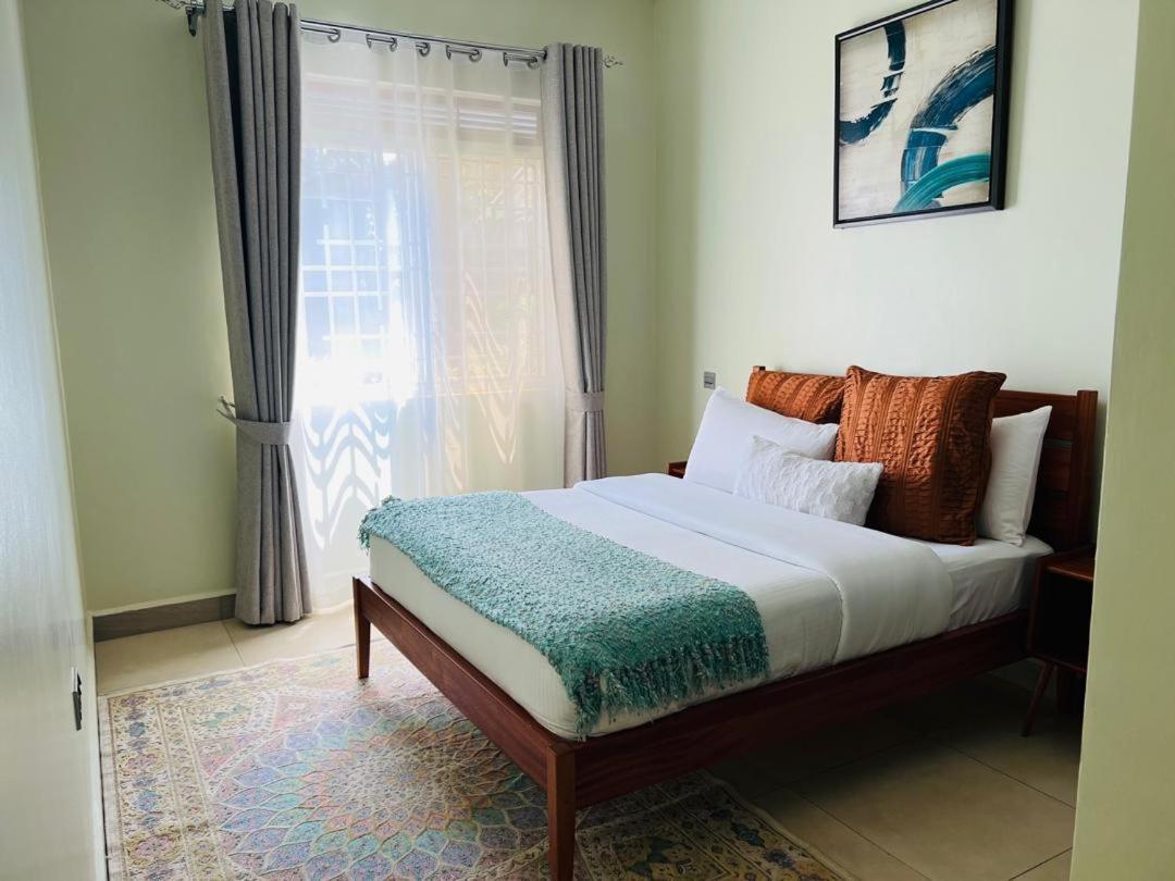 Alsander Homes Peach Bweyogerere Bagian luar foto